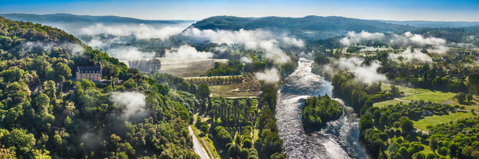 france-Dordogne-La-Dordogne-sous-le-chateau-de-Rouffillac-Carlux-Panorama